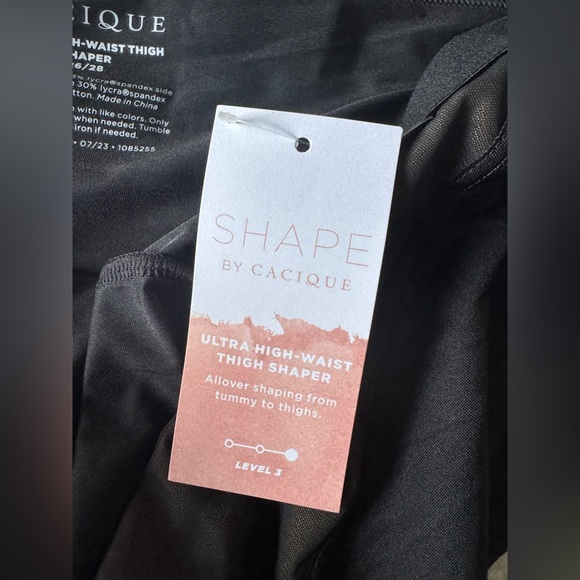 Cacique shapewear NWT - Picture 9 of 12